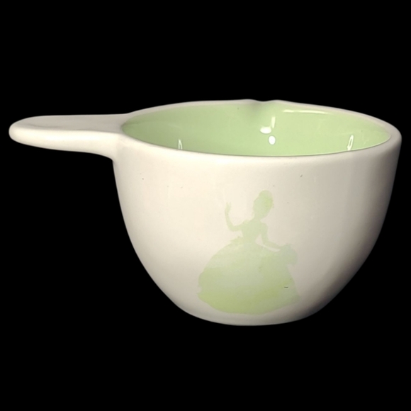 NEW - Set Of 4 Measueing Cups Disney Princess - Rae Dunn Artisan Collection - Picture 9 of 16